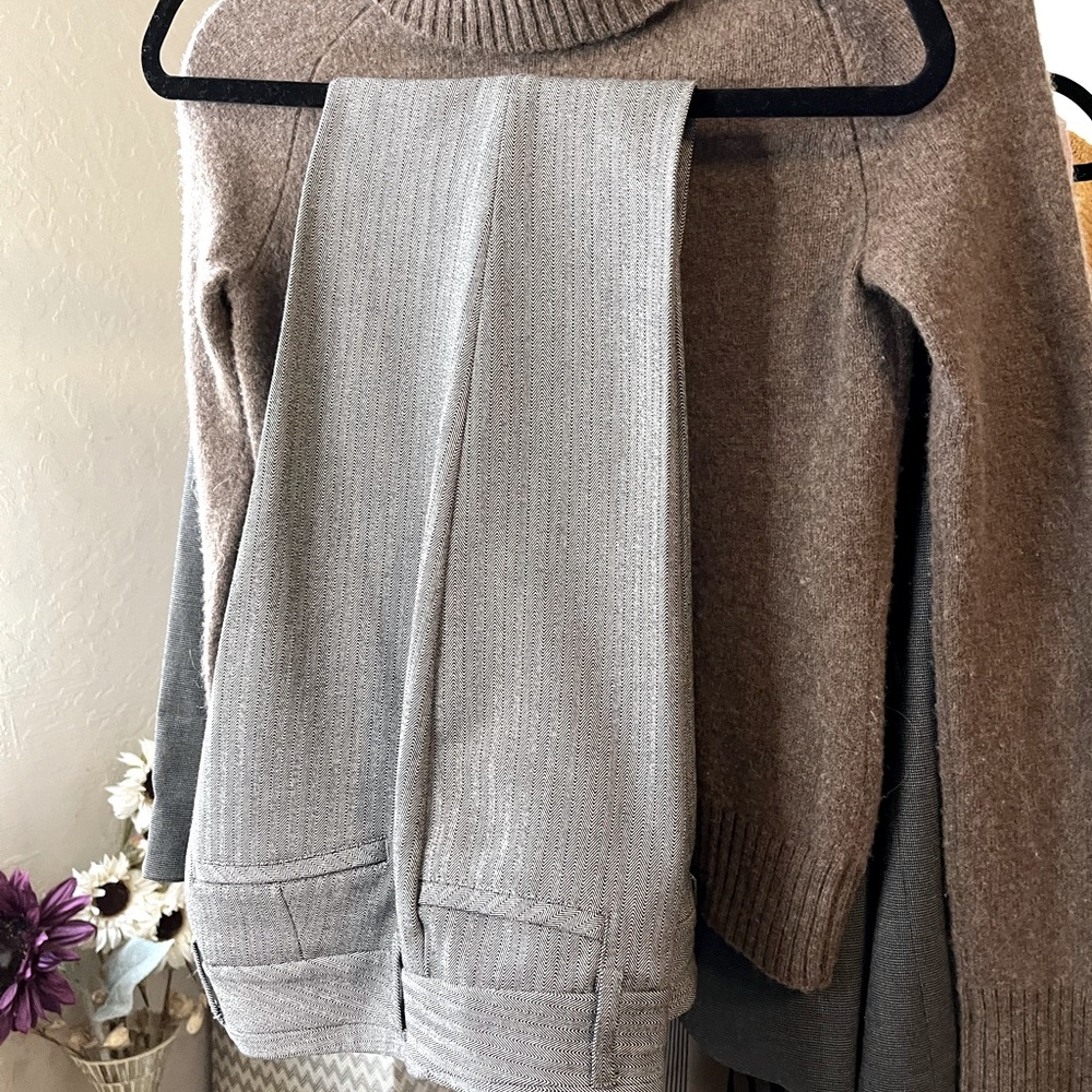 $25 SALE Express dress pants